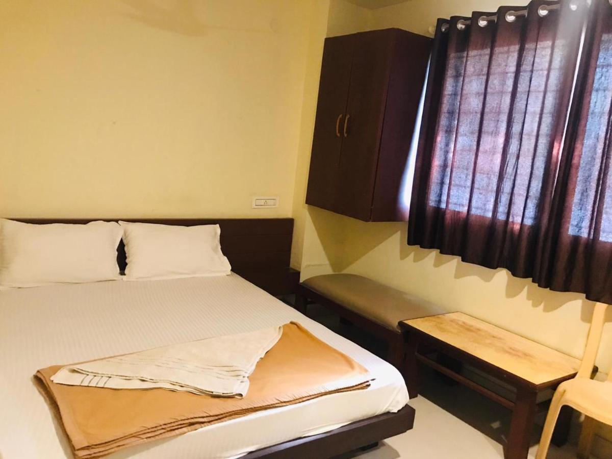 Staymaker Bright Palace Residency Shimoga Exterior foto